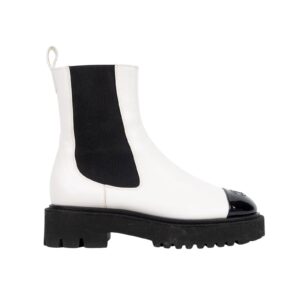 Chanel Shoes
28 colorways