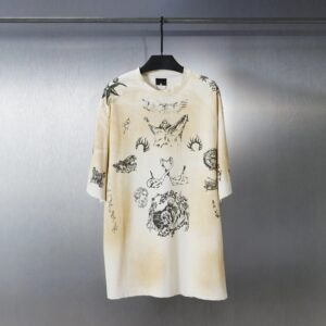Balenciaga Graffiti T-shirt Tee
1 colorways