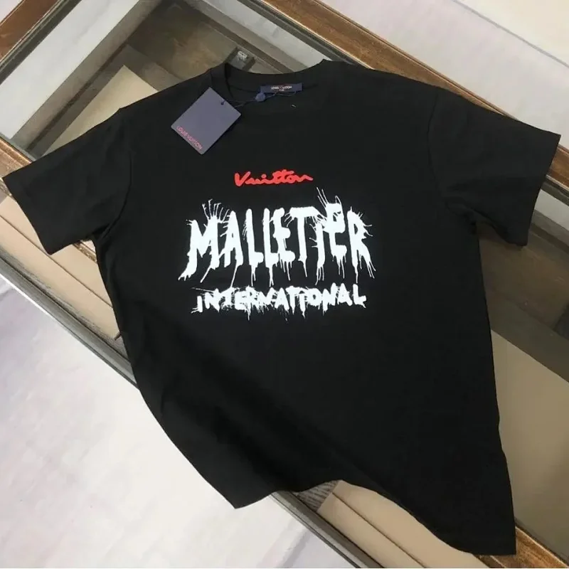 Louis Vuitton
T-shirts Tees
( 40+ colors )