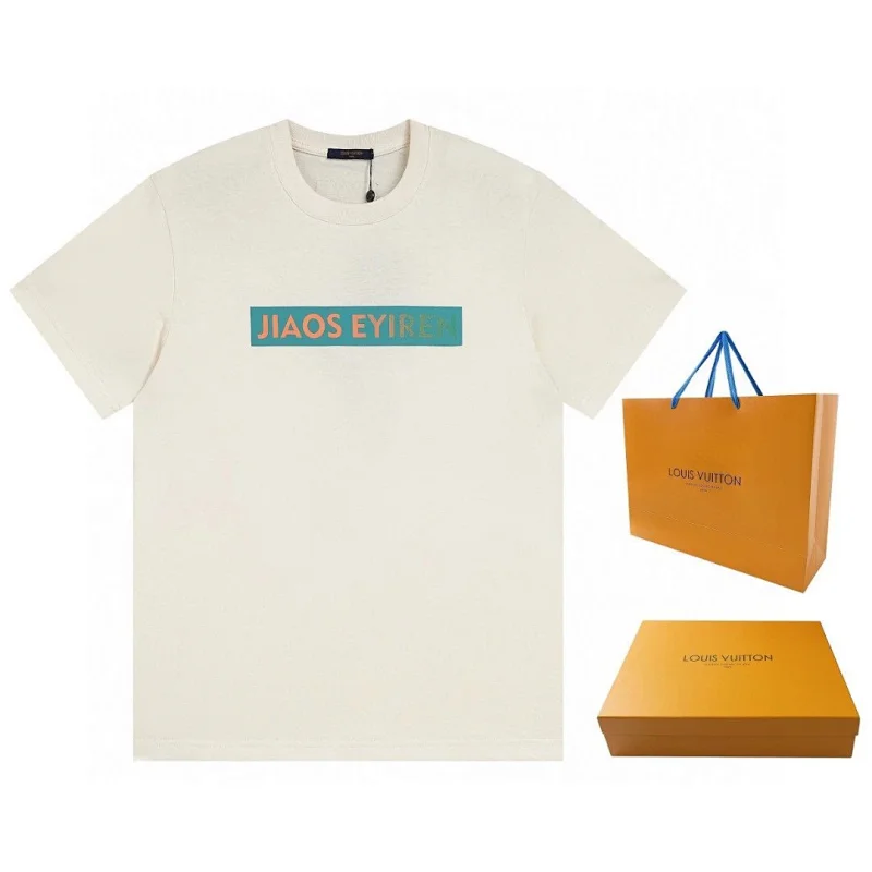 Louis Vuitton
T-shirts Tees
( 40+ colors )