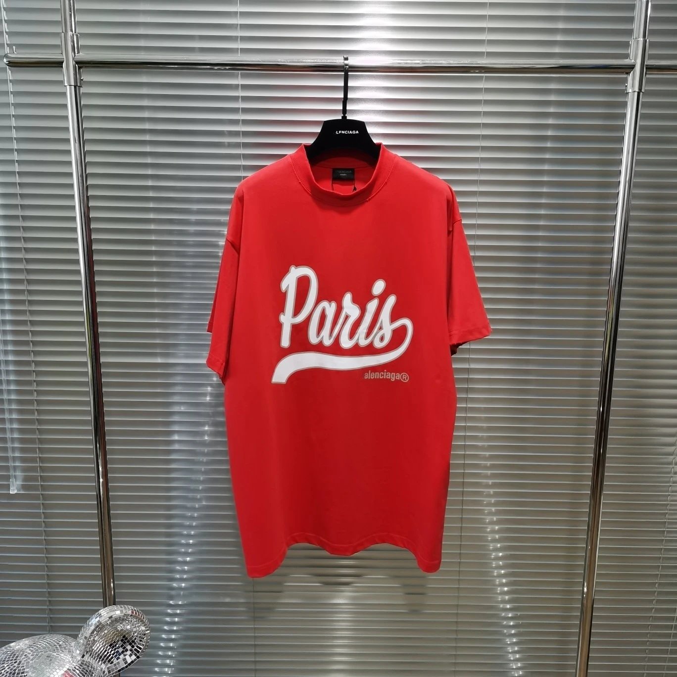Balenciaga Coke
T-shirt Tee
2 colorways