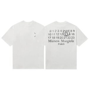 Maison Margiela T-shirt TEE
40 colorways