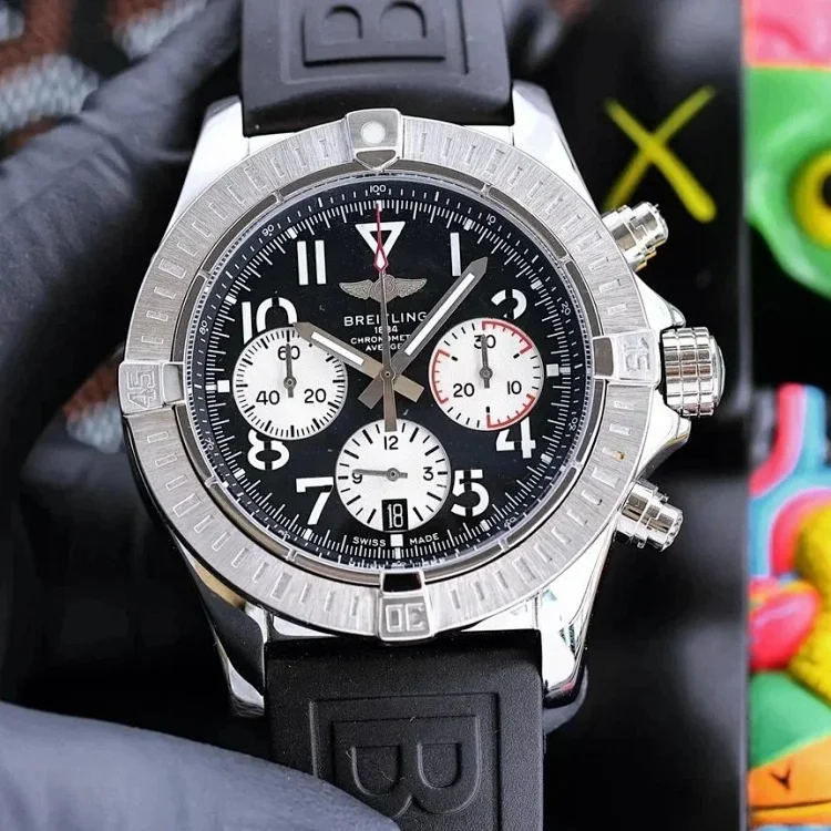 Breitling Avenger Chronograph