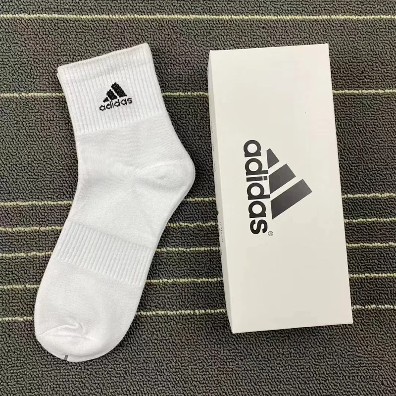 All Brands mid-calf Socks
(5 pairs in 1 box)