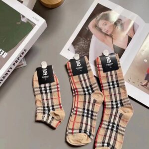 BURBERBY Socks
8 colorways